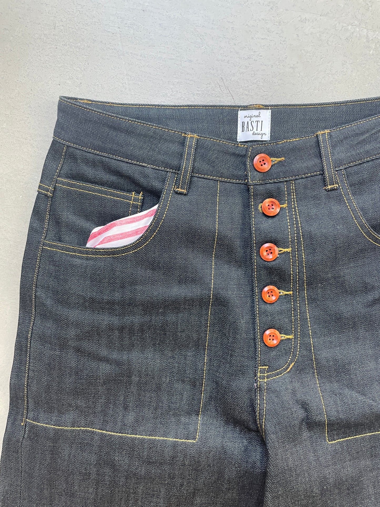 Basti Selvedge Jorts